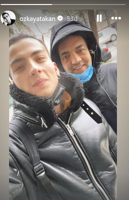 Uzak Şehir'in Kaya'sı Atakan Özkaya babasını andı: "Bu fotoğrafımızı ayrı seviyorum baba" - Resim : 1