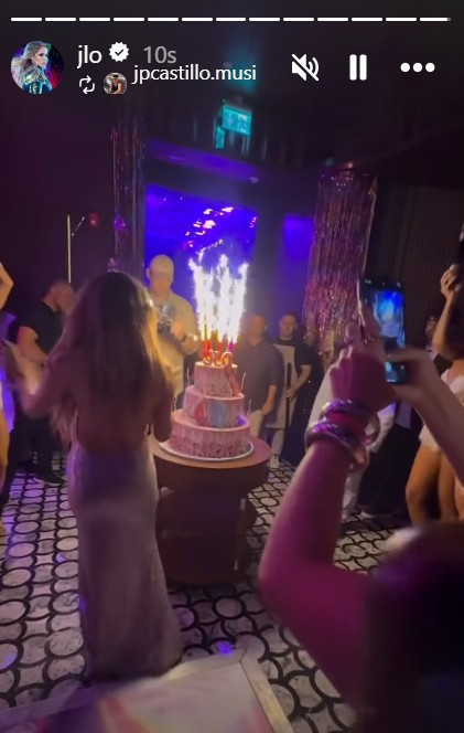 Antalya’da Jennifer Lopez rüzgarı! 56’ncı yaşını Türkiye’de karşıladı - Resim : 2