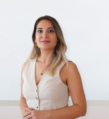 Boyun ağrısından sosyal yaşama: Meme b&uuml;y&uuml;kl&uuml;ğ&uuml; yalnızca estetik bir konu mu? - Resim : 1