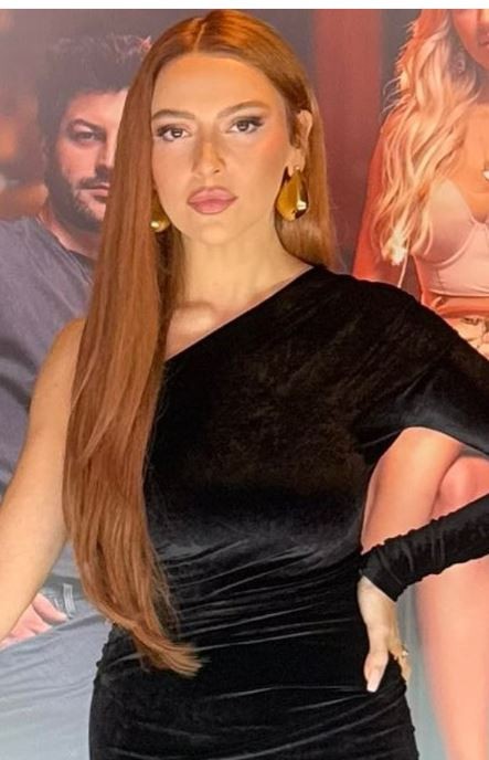 Hadise, eski haline geri döndü! Tekrardan sarışın oldu - Resim : 2