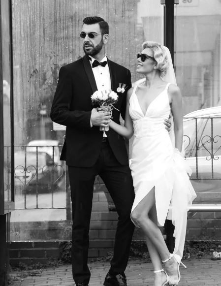 Burcu Binici ile Tankurt Manas evlendi - Resim : 2