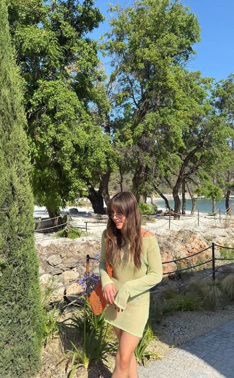 Sıla Türkoğlu, sevgilisi Ata Ayyıldız ile birlikte sezonu Muğla'da açtı - Resim : 1
