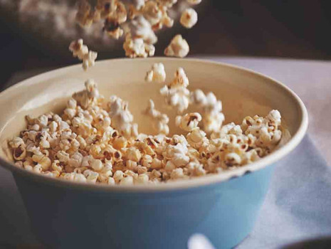 Patlamış mısır kilo aldırır mı? Kaç kalori? Diyette yenir mi?