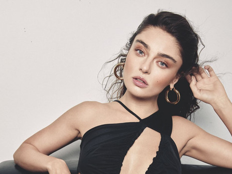 Derinliği kalpten geliyor! Ayça Ayşin Turan (video)