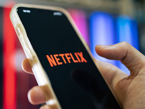 Netflix şifre paylaşımı için ücret almaya başladı