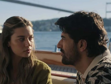 Afra Saraçoğlu ile Engin Akyürek’ten sürpriz proje