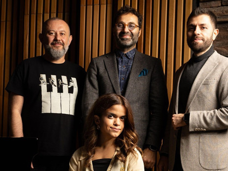 Elif Canfeza Gündüz'den yeni albüm: Way Out