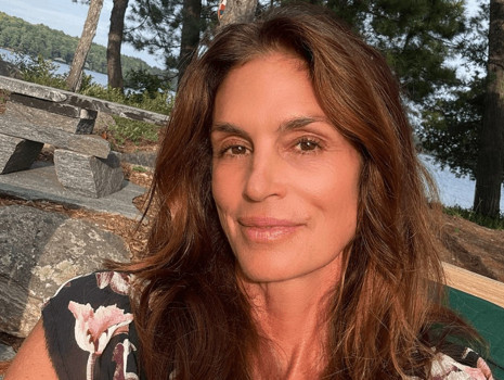 Modelliğe başladığı için eleştirilen ünlü model: Cindy Crawford