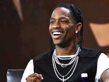 Travis Scott İstanbul konserinde yüzünü göstermedi