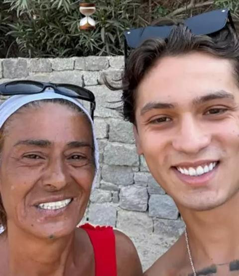 Rapçi Çakal, Bodrum'da Yıldız Tilbe ile buluştu - Resim : 2
