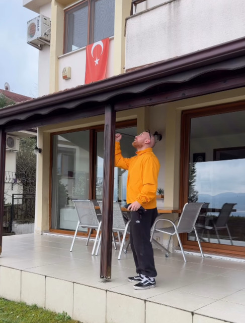 '&Ccedil;ocuklar Duymasın'ın 'Havu&ccedil;'u Furkan Kızılay, İstanbul'u terk ediyor - Resim : 3