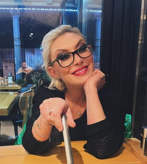 Güllü kimdir? - Resim : 2