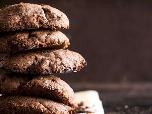 Antep fıstığı ve çikolata parçacıklı cookie tarifi