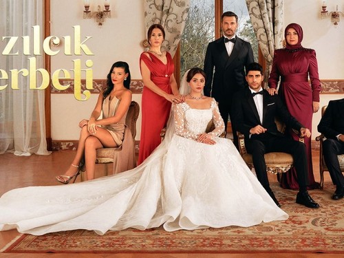 Yeni bir dizi başlıyor: Kızılcık Şerbeti