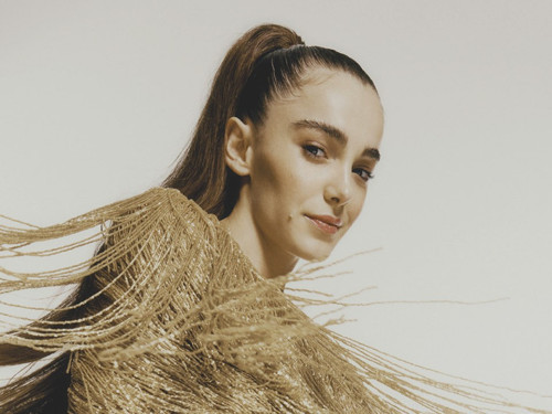 Büyüleyici ışıltı: Hafsanur Sancaktutan (video)