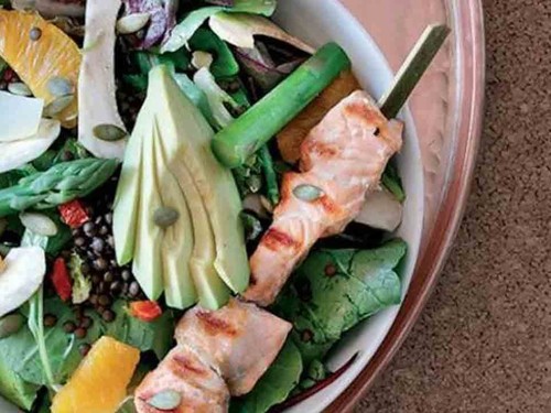 Somonlu Primavera salata