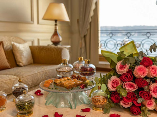 Çırağan'dan Sevgililer Günü'ne özel romantik kutlama seçenekleri