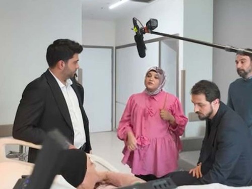 Kızılcık Şerbeti setinden yeni kamera arkası görüntüleri