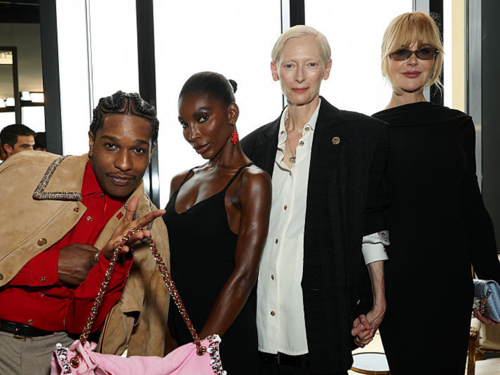 Chanel Cruise 2026-27 defilesi ön sıra yıldızları ve stilleri