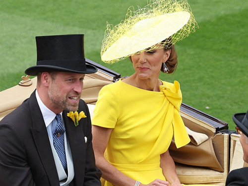 Kate Middleton'ın Royal Ascot tarzı: Diana'nın bilekliğini taşıdı