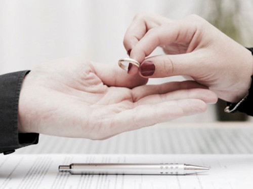 Boşanma avukatıyla görüşmeden bilmeniz gereken 5 şey