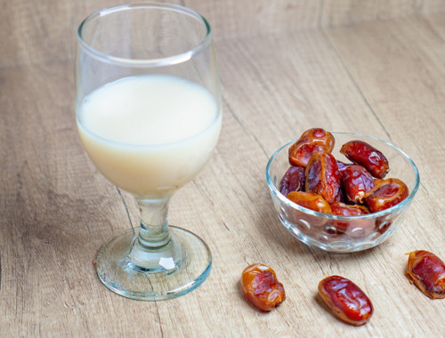 Sahurda 'hurma ve süt' gerçekten uzun süre tok tutuyor mu?