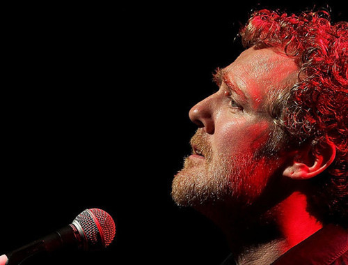 Oscar ödüllü Glen Hansard motosiklet kazasında hayatını kaybetti
