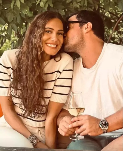 İbrahim Çelikkol ile Natali Yarcan'dan romantik paylaşım - Resim : 1