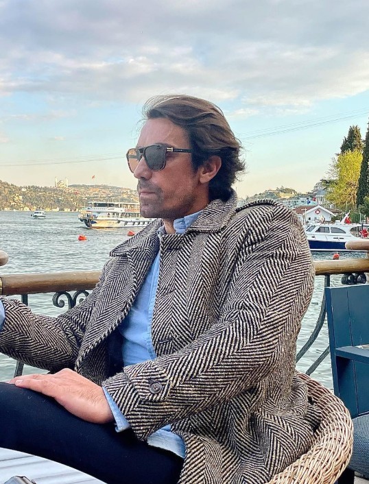 İbrahim Çelikkol'un milyonluk aracını vale pert etti! İlk tepkisi dikkat çekti - Resim : 1