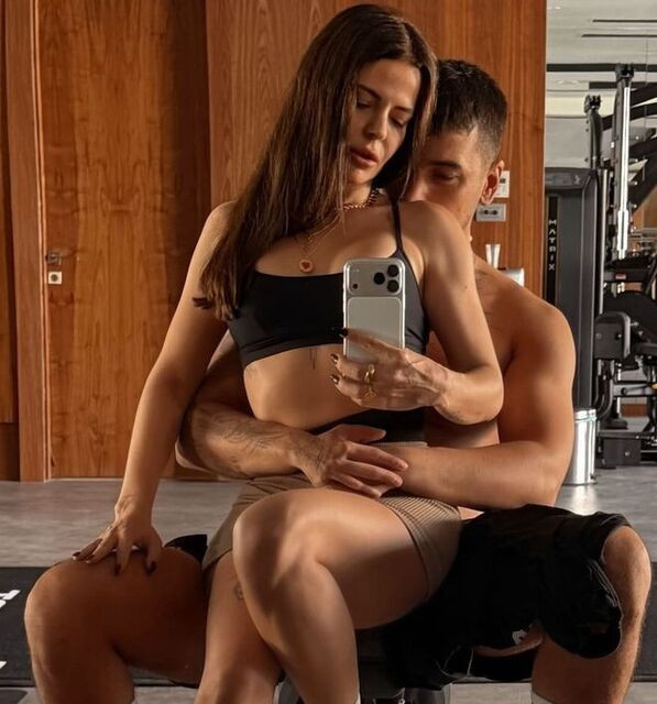Simge Sağın ve DJ sevgilisi İlkay Şencan tatilde - Resim : 2