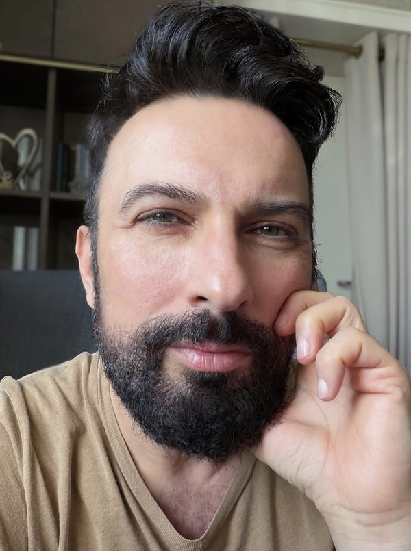 Emre Kaya'dan Tarkan a&ccedil;ıklaması: S&ouml;zlerim cımbızlandı - Resim : 1