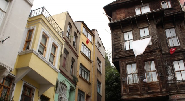 Cennet Mahallesi'ndeki tarihi ahşap ev rekor fiyata satıldı - Resim : 1