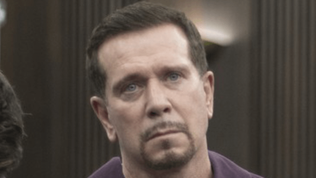 Ünlü oyuncu Bobby J. Brown ahırda çıkan yangında hayatını kaybetti - Resim : 2