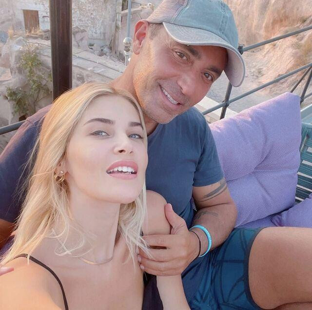 Melis Sandal kimdir, ne iş yapıyor? Mustafa Sandal'ın Eşi Melis Sütşurup Sandal kaç yaşında, nereli? - Resim : 3