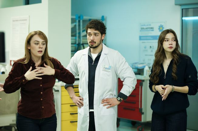 'Bahar'ın yeni bölüm fragmanı yayınlandı: Rengin'in beyninde tümör var - Resim : 2