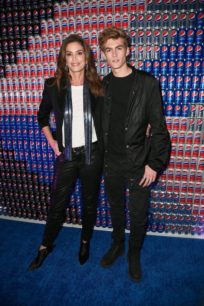 Cindy Crawford'ın oğlu Presley Gerber 27 yaşında hayatını kaybetti - Resim : 1