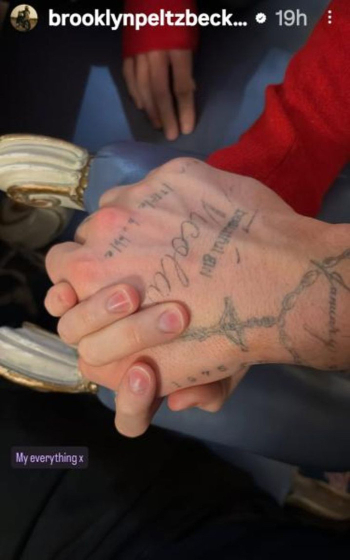 Victoria Beckham ve Davİd Beckham'ı Instagram’dan engelleyen Brooklyn Beckham sessizliğini bozdu! - Resim : 5