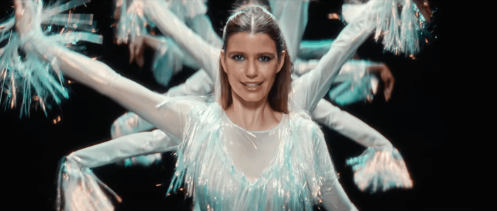 Beren Saat'in şarkısı CapitaliZoo'ya Nebahat &Ccedil;ehre'den yorum - Resim : 1