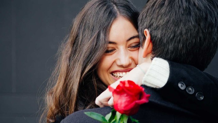 Terazi kadınını etkilemenin 11 yolu: Terazi burcu kadını nasıl erkeklerden hoşlanır? - Resim : 3