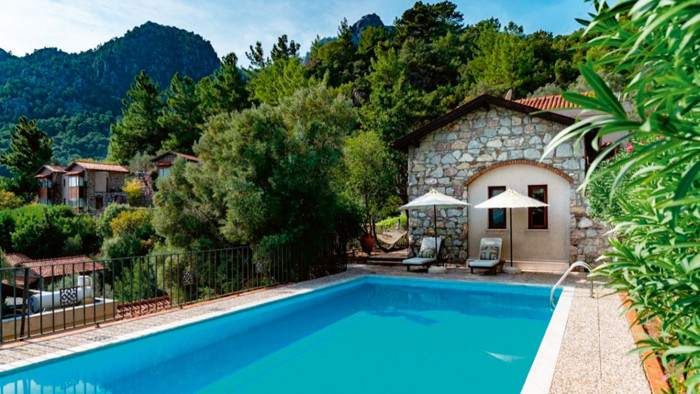 Dionysos Villa Hotel