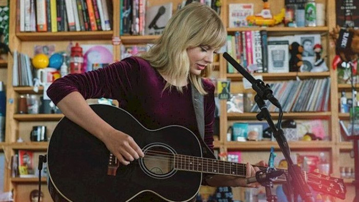 Taylor Swift, yeni albümüyle Adele'in satış rekorunu kırdı - Resim : 2