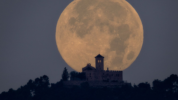 5 Kasım 2025 Kunduz Süper Dolunayı: Hangi burcu en çok etkileyecek: Aşk, para, sağlık - Resim : 1