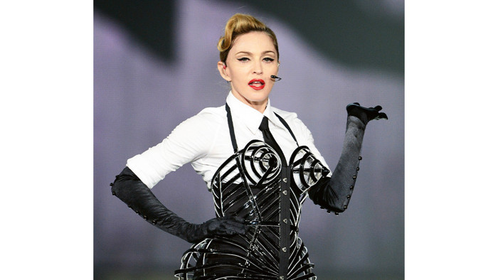 Kravatın gizli başkaldırısı - Resim : 4