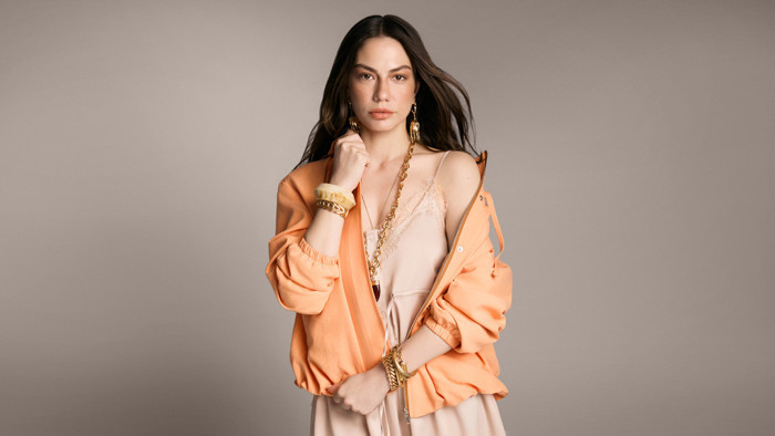 Trendyolmilla&rsquo;nın yeni marka y&uuml;z&uuml; Demet &Ouml;zdemir oldu - Resim : 1