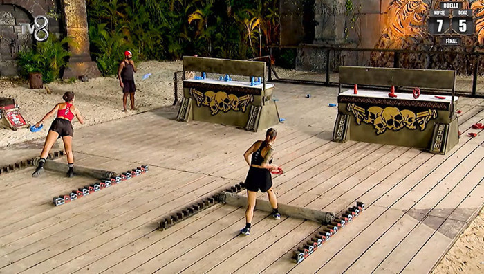 Survivor'da düelloyu kim kazandı, Deniz mi, Nefise mi elendi? - Resim : 1