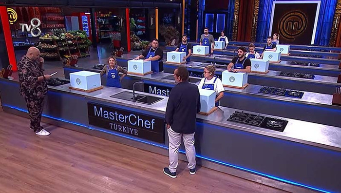 MasterChef &ouml;d&uuml;l oyununu kim kazandı, &ouml;d&uuml;l ne oldu? Mehmet Şef Emre'yi heimlich manevrasıyla kurtardı - Resim : 1