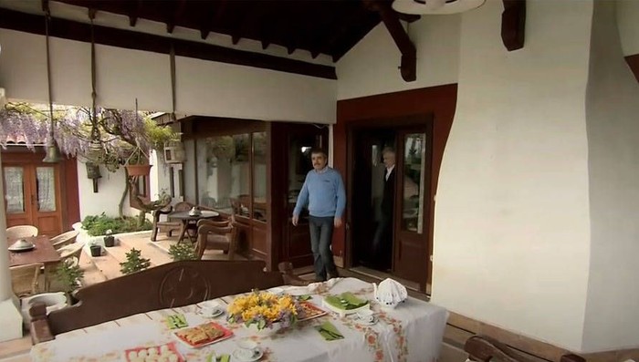 Aşk-ı Memnu'daki  23 odalı çiftlik evi rekor fiyata satışa çıkarıldı! - Resim : 2