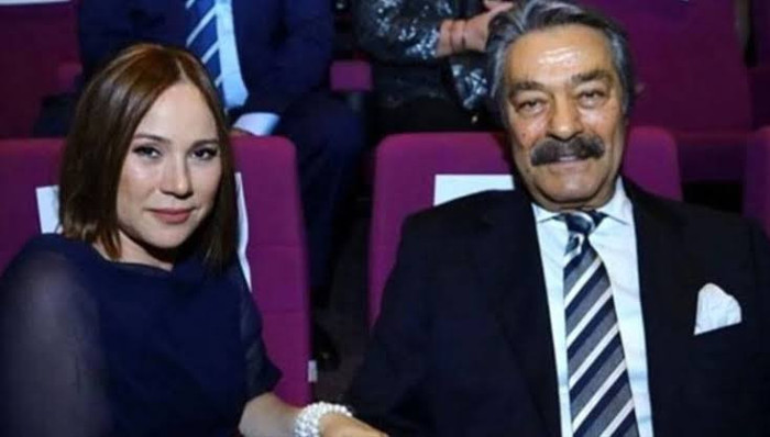Jülide Kural kimdir? Jülide Kural ve Kadir İnanır evli miydi? - Resim : 1