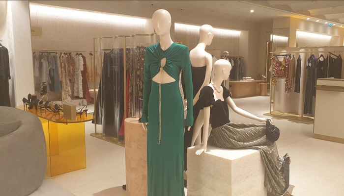 Universal Design Studio imzalı yeni tasarım ile sanat ve moda bir arada - Resim : 4