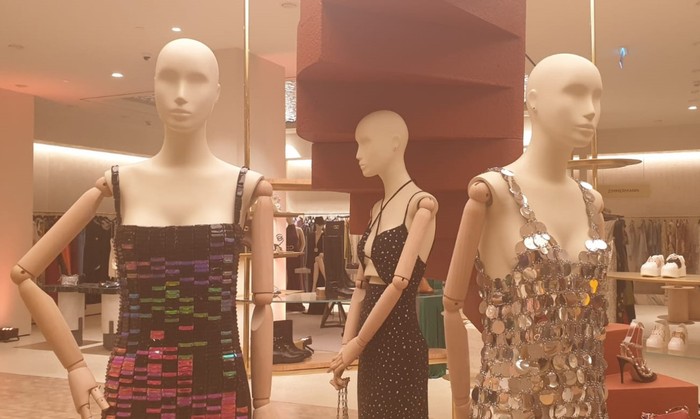 Universal Design Studio imzalı yeni tasarım ile sanat ve moda bir arada - Resim : 3